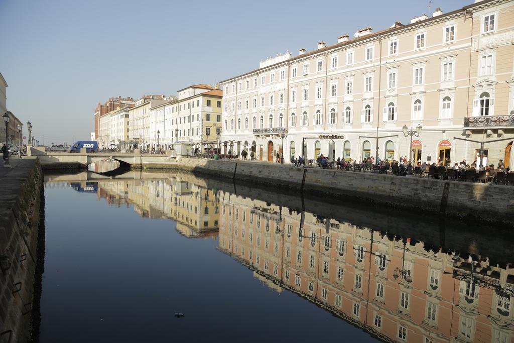 Ponterosso Suite Trieste Exterior photo